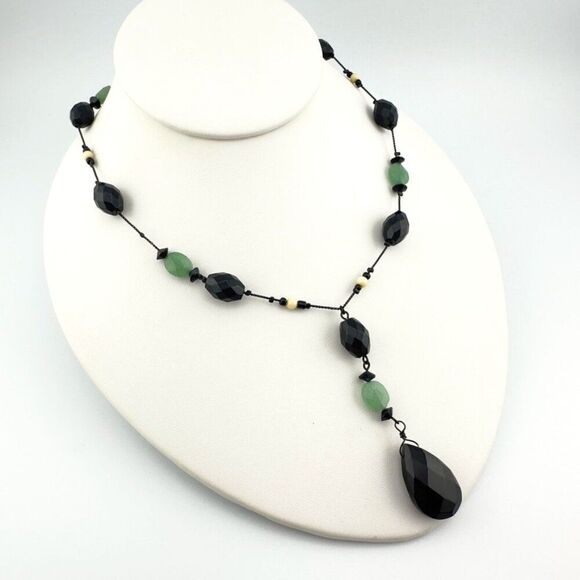 Lia Sophia “Pepper-Mint” Crystal Glass Resin Beads Lariat Necklace - Picture 2 of 7